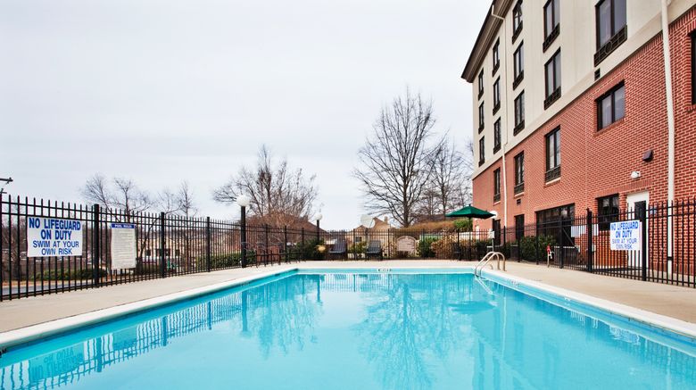 <b>Holiday Inn Express & Suites Pool</b>. Images powered by <a href="https://www.leonardoworldwide.com/" title="Leonardo Worldwide" target="_blank">Leonardo</a>.