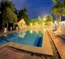 MGM Eastwoods Pool