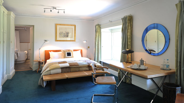 <b>The Ickworth Hotel Room</b>. Images powered by <a href="https://www.leonardoworldwide.com/" title="Leonardo Worldwide" target="_blank">Leonardo</a>.