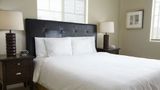 Oakwood At Via 6 Room