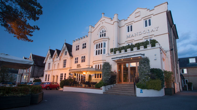 The Mandolay Hotel Exterior