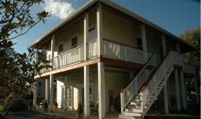 Haven Point Inn and Gallery Exterior
