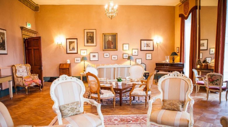 <b>The Priory Bay Hotel Lobby</b>. Images powered by <a href="https://www.leonardoworldwide.com/" title="Leonardo Worldwide" target="_blank">Leonardo</a>.