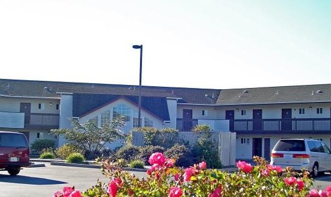 Anchor Beach Inn Crescent City Exterior