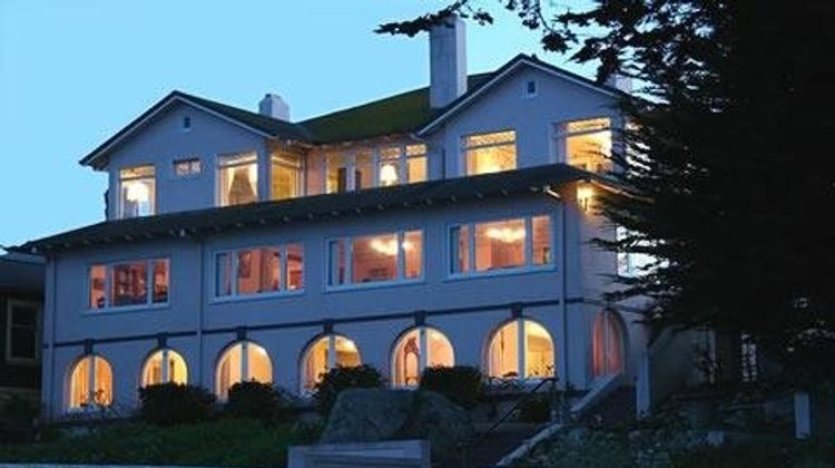Martine Inn Exterior