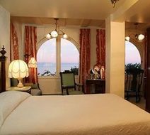 Martine Inn Room