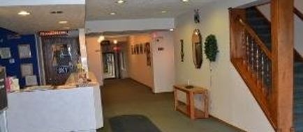 Sky Lodge Inn & Suites Lobby