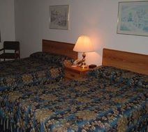 Sky Lodge Inn & Suites Room