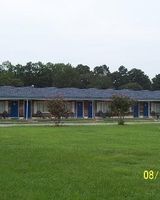 Four Oaks Lodging & RV Resort