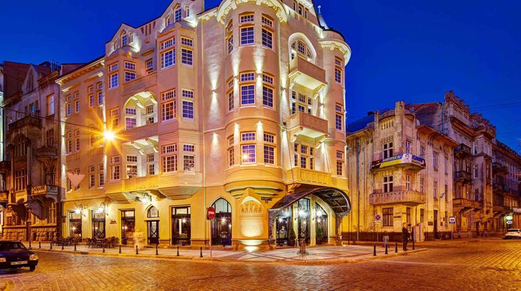 Atlas Deluxe Hotel, Lviv Exterior