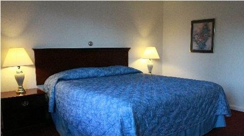 <b>Berkshire Inn Room</b>. Images powered by <a href="https://www.leonardoworldwide.com/" title="Leonardo Worldwide" target="_blank">Leonardo</a>.