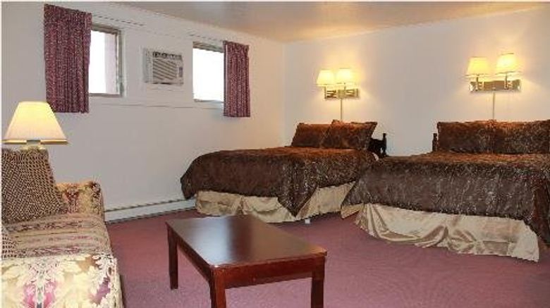 <b>Berkshire Inn Room</b>. Images powered by <a href="https://www.leonardoworldwide.com/" title="Leonardo Worldwide" target="_blank">Leonardo</a>.