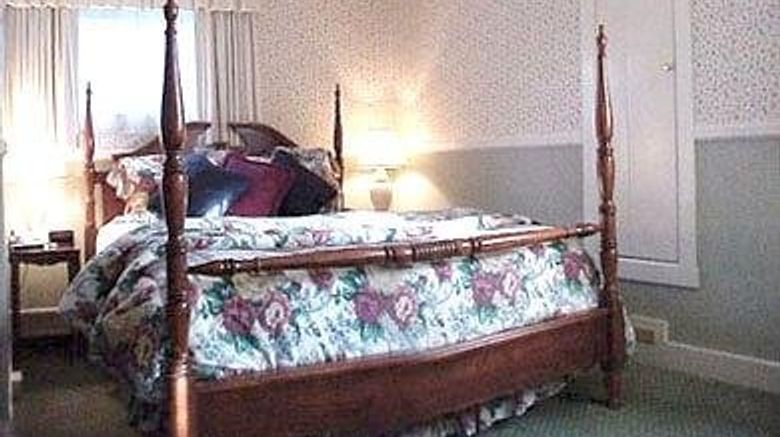 <b>Green Lantern Inn Suite</b>. Images powered by <a href="https://www.leonardoworldwide.com/" title="Leonardo Worldwide" target="_blank">Leonardo</a>.