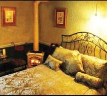 The All Seasons Groveland Inn Room