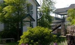 Grass Valley Courtyard Suites