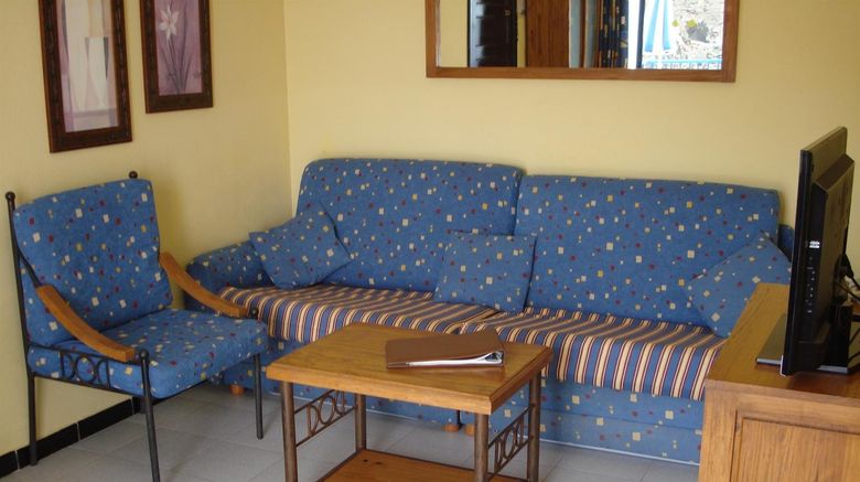 <b>Cala Blanca Room</b>. Images powered by <a href="https://www.leonardoworldwide.com/" title="Leonardo Worldwide" target="_blank">Leonardo</a>.
