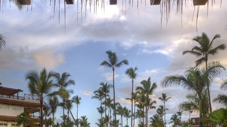 Balcones del Atlantico Pool