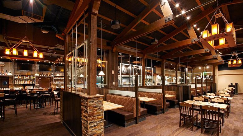 <b>Crystal Peak Lodge Restaurant</b>. Images powered by <a href="https://www.leonardoworldwide.com/" title="Leonardo Worldwide" target="_blank">Leonardo</a>.