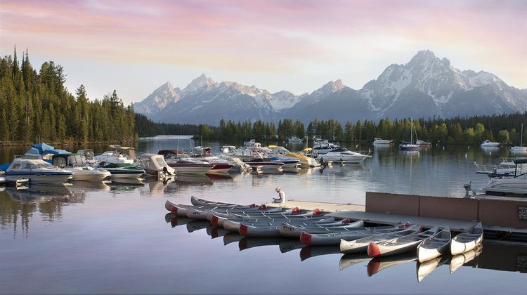 Jackson Lake Lodge Beach