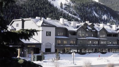 Gateway Mountain Lodge