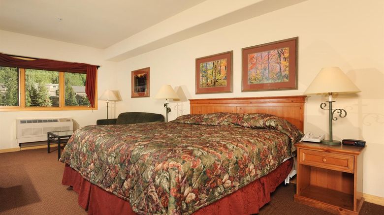<b>Gateway Mountain Lodge Room</b>. Images powered by <a href="https://www.leonardoworldwide.com/" title="Leonardo Worldwide" target="_blank">Leonardo</a>.
