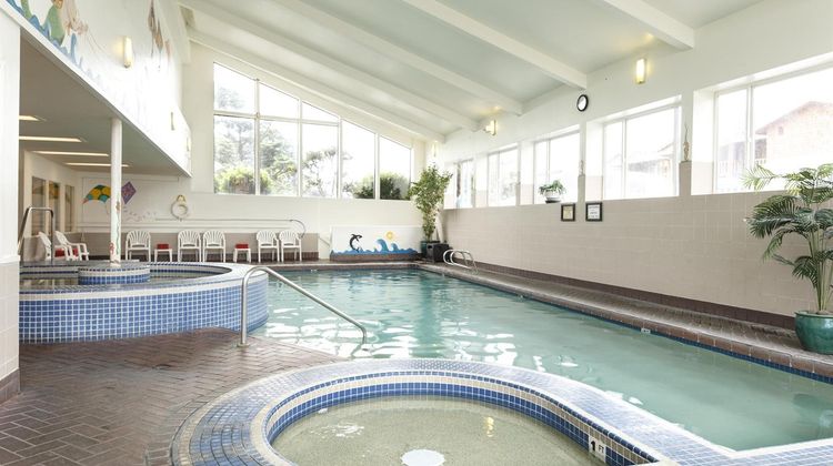Hallmark Resort Pool