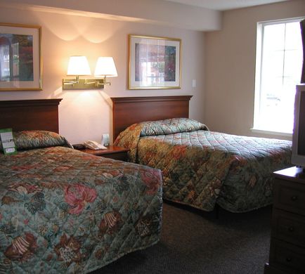 InTown Suites Baton Rouge Room