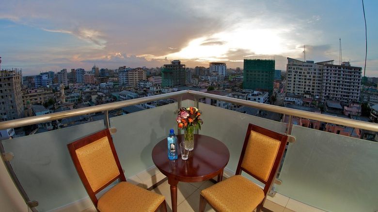 <b>Tanzanite Executive Suites Room</b>. Images powered by <a href="https://www.leonardoworldwide.com/" title="Leonardo Worldwide" target="_blank">Leonardo</a>.