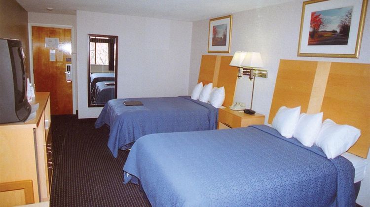 Ambassdor Inn & Suites -Cape Cod Room