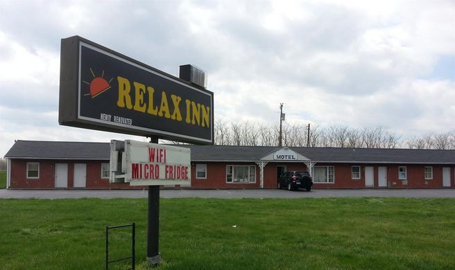 Relax Inn Exterior