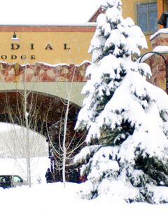 Sundial Lodge