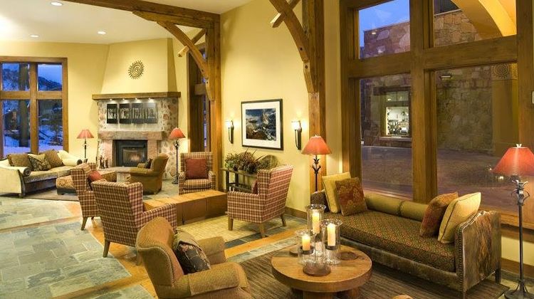 Sundial Lodge Lobby