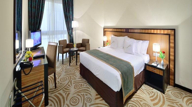 <b>Al Majaz Premiere Deluxe Hotel Room</b>. Images powered by <a href="https://www.leonardoworldwide.com/" title="Leonardo Worldwide" target="_blank">Leonardo</a>.