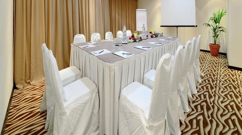 <b>Al Majaz Premiere Deluxe Hotel Meeting</b>. Images powered by <a href="https://www.leonardoworldwide.com/" title="Leonardo Worldwide" target="_blank">Leonardo</a>.