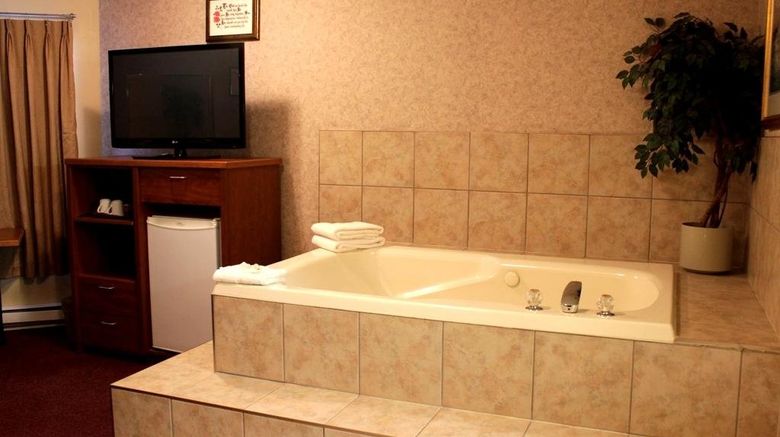 <b>Alpine Motel Room</b>. Images powered by <a href="https://www.leonardoworldwide.com/" title="Leonardo Worldwide" target="_blank">Leonardo</a>.