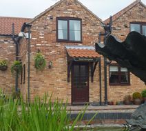 Norton Lodge Hotel & Conference Exterior
