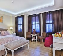 Bon Hotel Old City Room