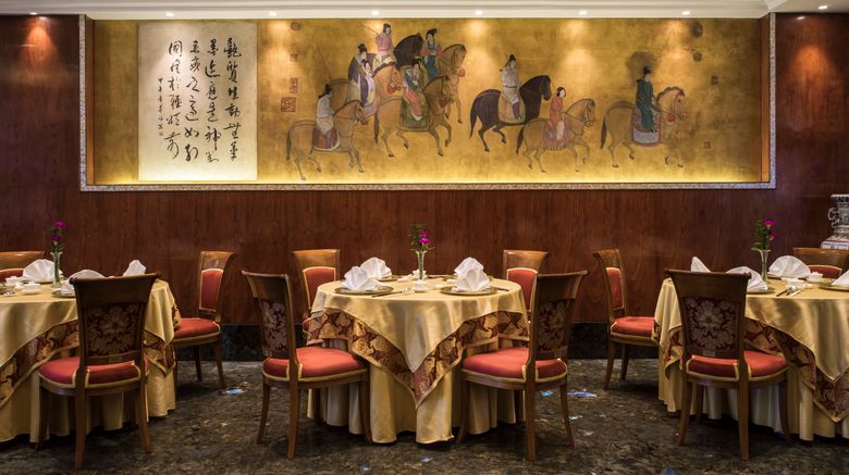 <b>The Reverie Saigon Restaurant</b>. Images powered by <a href="https://www.leonardoworldwide.com/" title="Leonardo Worldwide" target="_blank">Leonardo</a>.