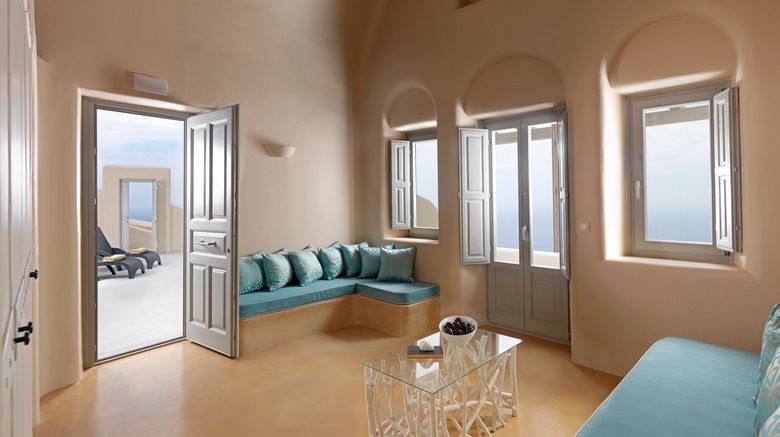 <b>Dome Santorini Resort Room</b>. Images powered by <a href="https://www.leonardoworldwide.com/" title="Leonardo Worldwide" target="_blank">Leonardo</a>.