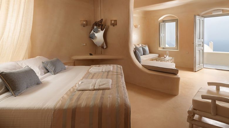 <b>Dome Santorini Resort Room</b>. Images powered by <a href="https://www.leonardoworldwide.com/" title="Leonardo Worldwide" target="_blank">Leonardo</a>.