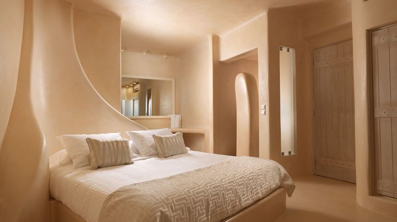 <b>Dome Santorini Resort Room</b>. Images powered by <a href="https://www.leonardoworldwide.com/" title="Leonardo Worldwide" target="_blank">Leonardo</a>.