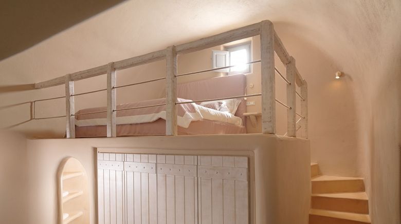 <b>Dome Santorini Resort Room</b>. Images powered by <a href="https://www.leonardoworldwide.com/" title="Leonardo Worldwide" target="_blank">Leonardo</a>.