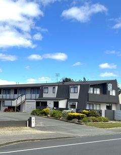Townsman Motor Lodge