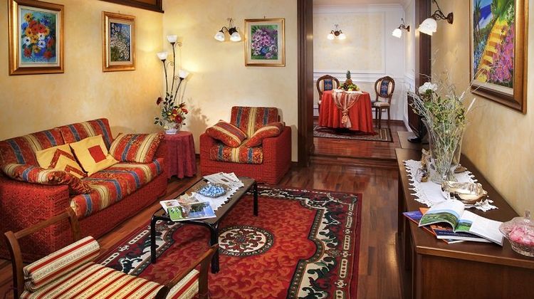 Hotel La Ruota Lobby