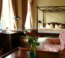 Niederlaendischer Hof Room