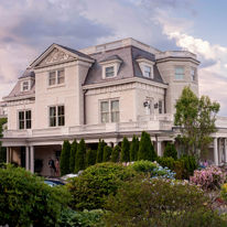 The Chanler at Cliff Walk