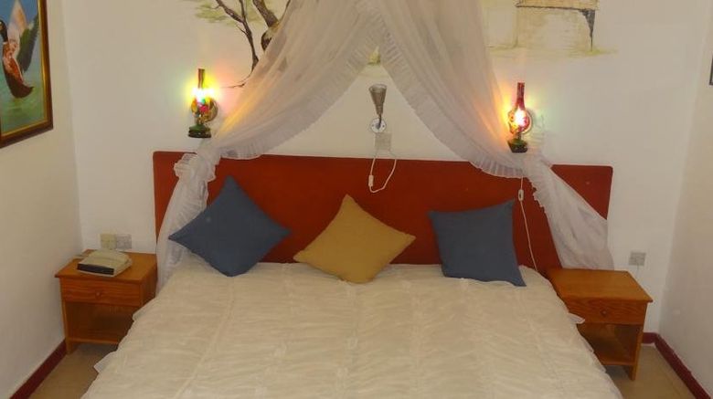 <b>Kiniras Hotel Room</b>. Images powered by <a href="https://www.leonardoworldwide.com/" title="Leonardo Worldwide" target="_blank">Leonardo</a>.