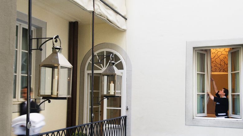 <b>J.K. Place Firenze Lobby</b>. Images powered by <a href=https://www.travelagewest.com/Hotels/Florence/