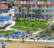 MyroAndrou Hotel & Beach Apts Exterior