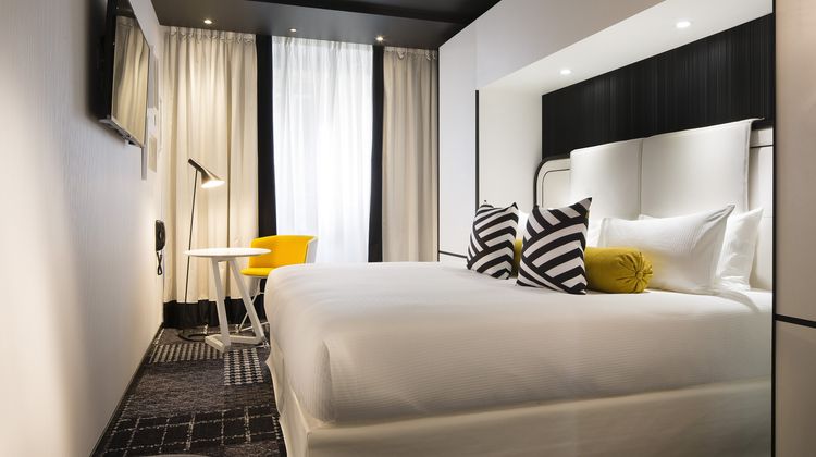 Hotel Ekta Room